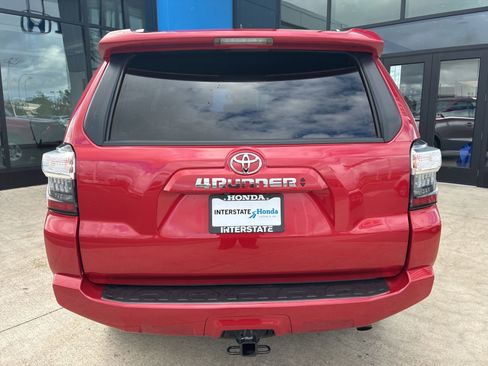 Used 2023 Toyota 4Runner SR5 Premium w/ Moonroof Package AWD/4WD image 6