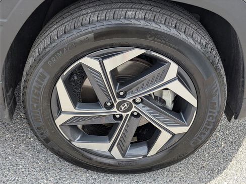 Used 2024 Hyundai Tucson Limited AWD/4WD image 11