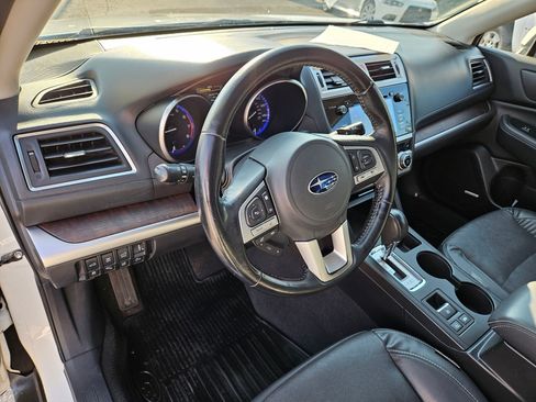 Used 2016 Subaru Outback 2.5i Limited AWD/4WD image 14