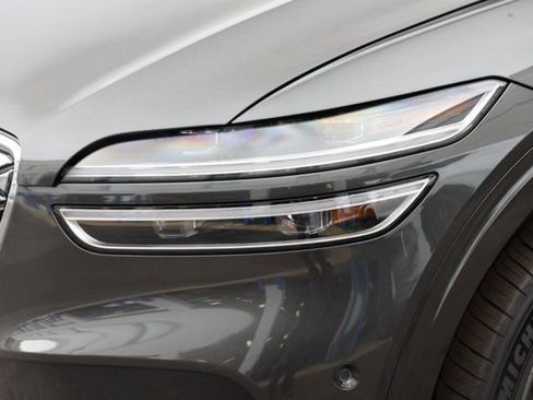 New 2025 Genesis Electrified GV70 Advanced w/ Prestige Package image 14