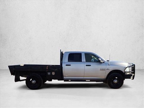 Used 2016 RAM 2500 Tradesman w/ Chrome Appearance Group image 4