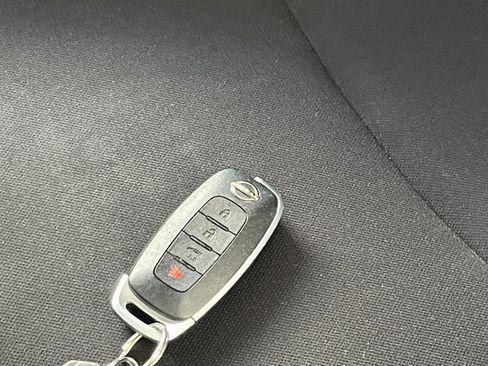 Used 2025 Nissan Sentra S image 21