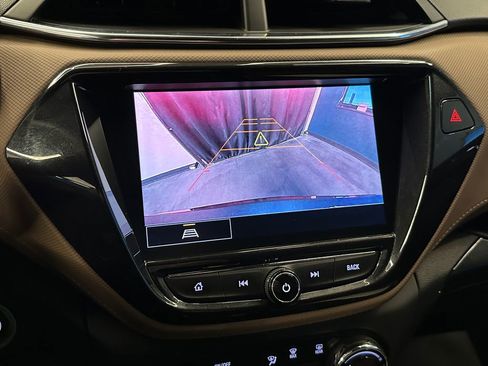 Used 2021 Chevrolet TrailBlazer ACTIV w/ Sun and Liftgate Package image 14