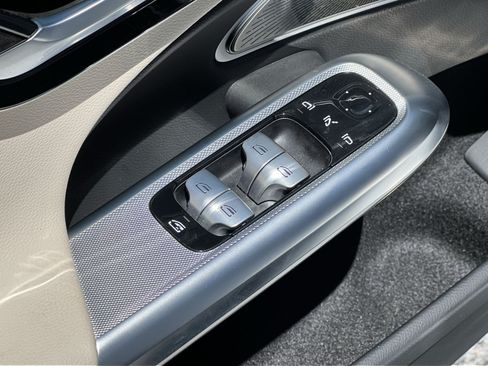 Certified 2024 Mercedes-Benz E 350 4MATIC Sedan image 20