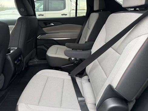 New 2026 Chevrolet Traverse LT w/ Sun and Wheel Package FWD image 13