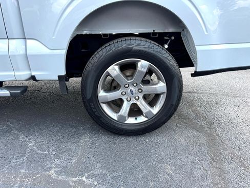 Used 2022 Ford F150 XLT w/ Equipment Group 302A High image 11