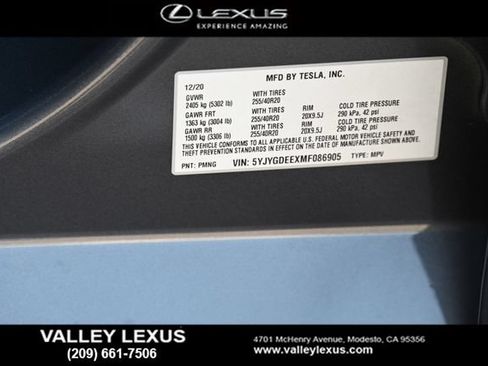 Used 2021 Tesla Model Y Long Range AWD/4WD image 23