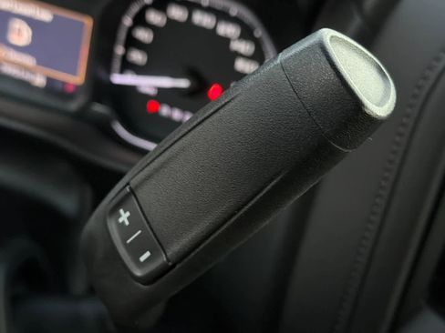 Used 2021 GMC Sierra 3500 SLE w/ SLE Value Package image 19