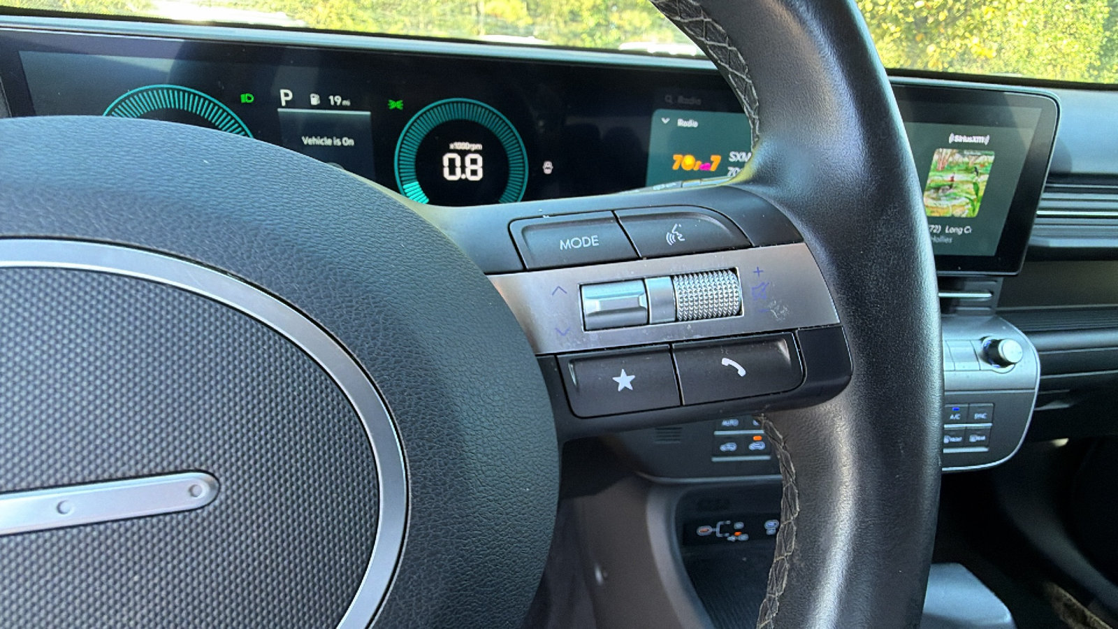 Used 2025 Hyundai Kona SEL AWD/4WD image 27