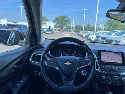 Used 2019 Chevrolet Equinox LT w/ Sun & Navigation Package AWD/4WD image 20