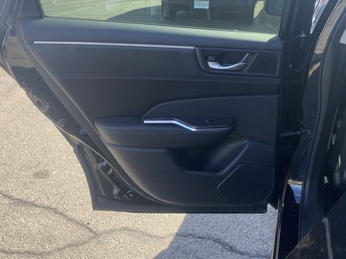 Used 2019 Honda Clarity image 16
