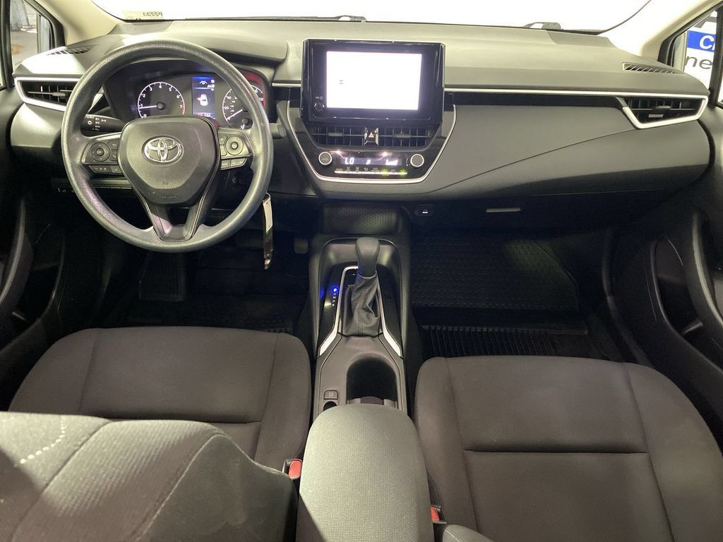 Used 2024 Toyota Corolla LE FWD image 24