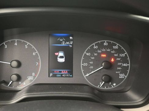 Used 2025 Toyota Corolla LE FWD image 11
