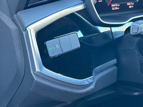 Used 2022 Audi Q3 2.0T Premium image 58