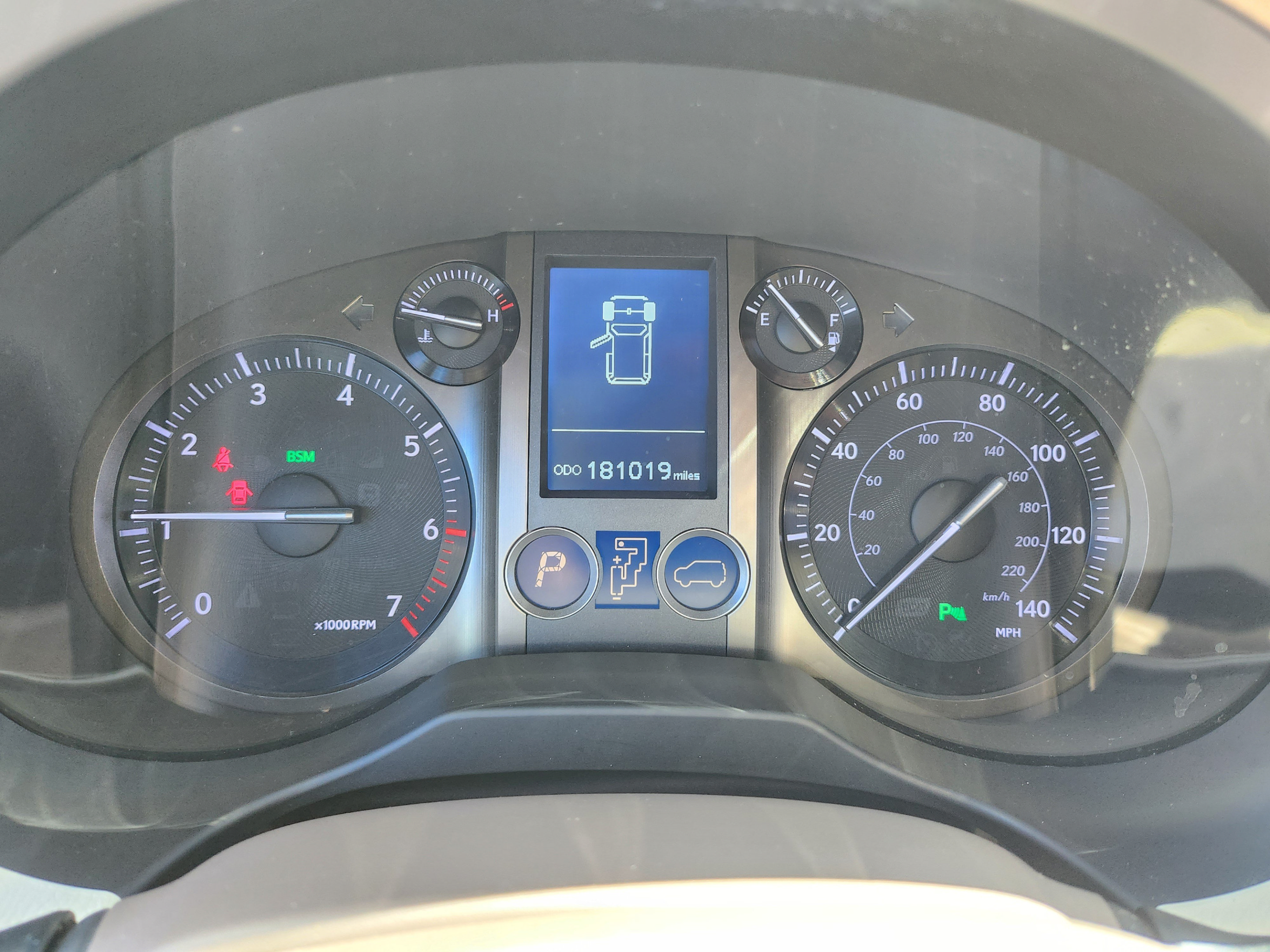 Used 2015 Lexus GX 460 w/ Premium Package AWD/4WD image 16