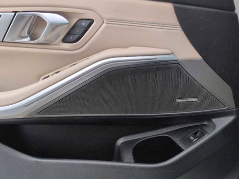 Certified 2023 BMW 330i xDrive Sedan w/ Premium Package image 33