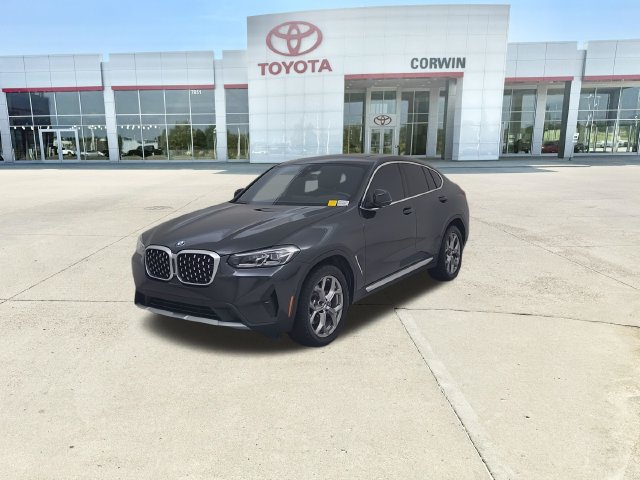 Used 2023 BMW X4 xDrive30i w/ Premium Package AWD/4WD image 39