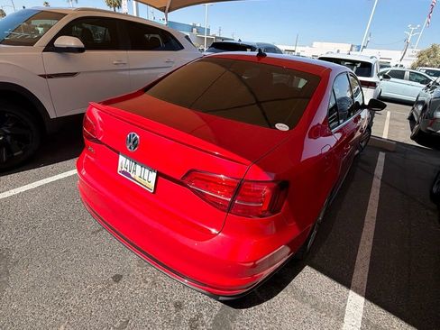 Used 2017 Volkswagen Jetta GLI FWD image 14