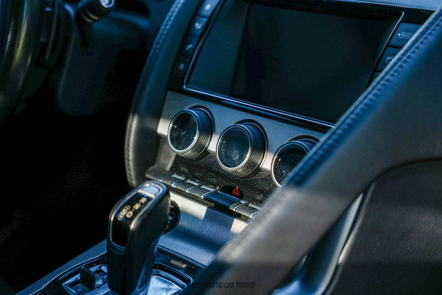 Used 2017 Jaguar F-TYPE Coupe RWD image 21