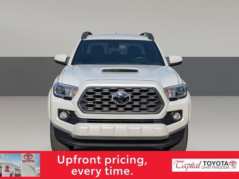 Used 2023 Toyota Tacoma TRD Sport AWD/4WD image 3
