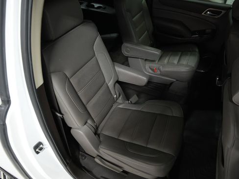 Used 2019 GMC Yukon XL Denali w/ Denali Ultimate Package image 19