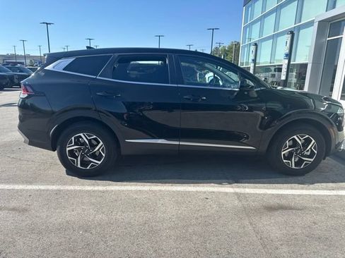 Certified 2023 Kia Sportage LX AWD/4WD image 2