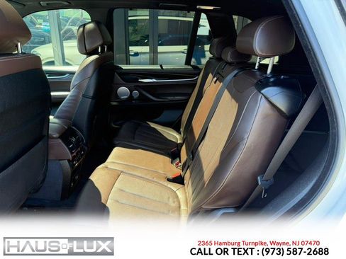 Used 2017 BMW X5 xDrive50i AWD/4WD image 17