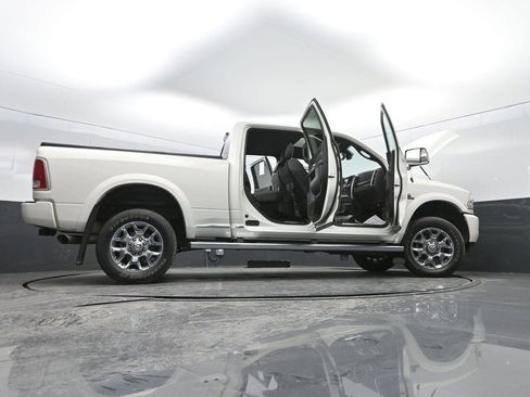 Used 2017 RAM 2500 Limited image 50