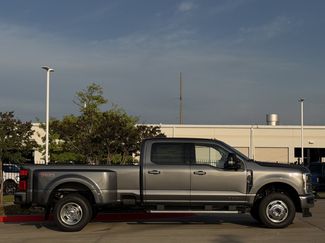 New 2026 Ford F350 Lariat w/ FX4 Off-Road Package AWD/4WD video 3