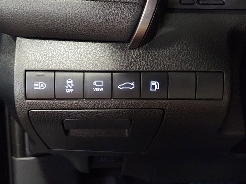 Used 2018 Toyota Camry XSE w/ Driver Assist Package image 41