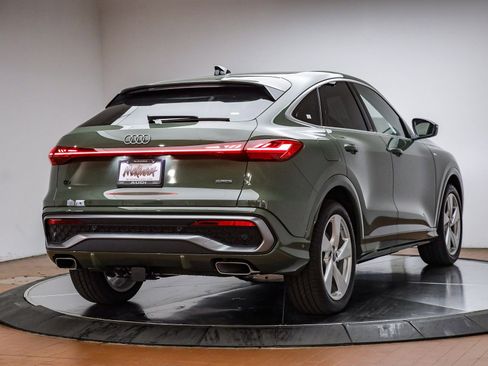 New 2025 Audi Q5 Prestige image 8