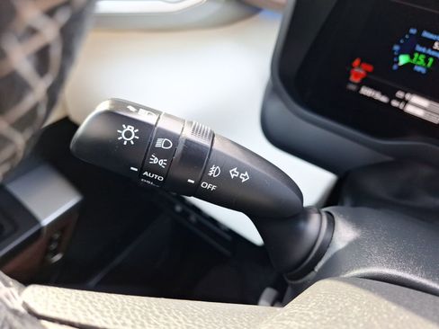 Used 2023 Toyota Sequoia Capstone image 23