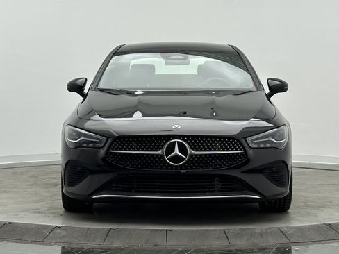 Used 2025 Mercedes-Benz CLA 250 4MATIC image 2