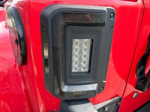 Used 2013 Jeep Wrangler Rubicon w/ PWR Convenience Group AWD/4WD image 7
