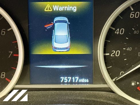 Used 2018 Nissan Sentra SV w/ Protection Package FWD image 14