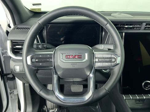 Used 2026 GMC Terrain Elevation image 16