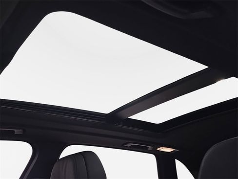 Used 2017 BMW X5 xDrive50i image 33