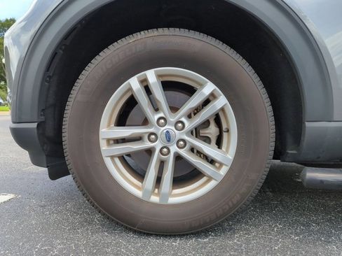 Used 2022 Ford Explorer XLT RWD image 13