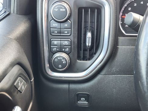 Used 2021 Chevrolet Silverado 1500 LT Trail Boss w/ Bed Protection Package AWD/4WD image 23