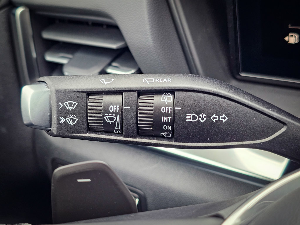 New 2027 GMC Terrain Elevation w/ Elevation Premium Package AWD/4WD image 21