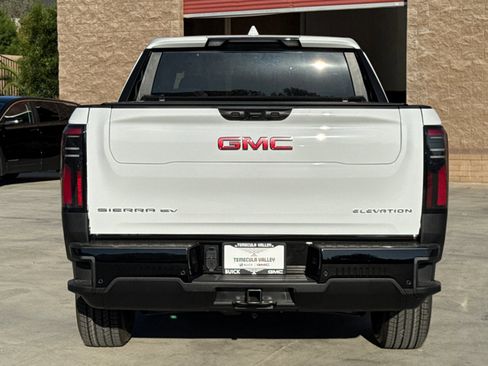 Used 2026 GMC Sierra EV Elevation image 13