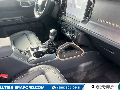 New 2026 Ford Bronco Badlands image 17