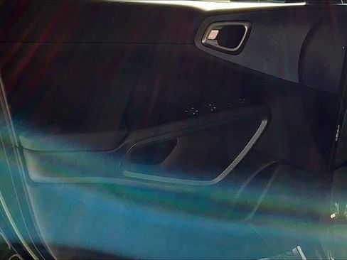 Used 2023 Kia Soul EX FWD image 13