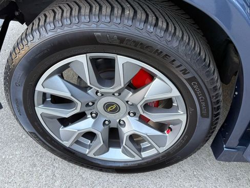 Used 2023 Chevrolet Express 2500 image 53