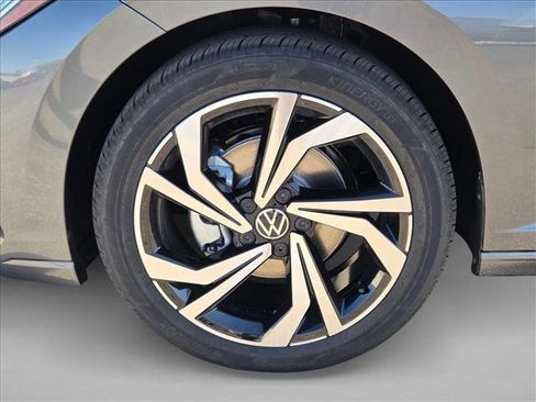 New 2026 Volkswagen Jetta SEL image 10