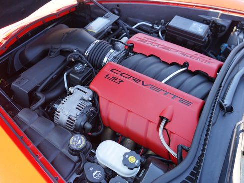 Used 2007 Chevrolet Corvette Z06 w/ Preferred Equipment Group RWD image 9