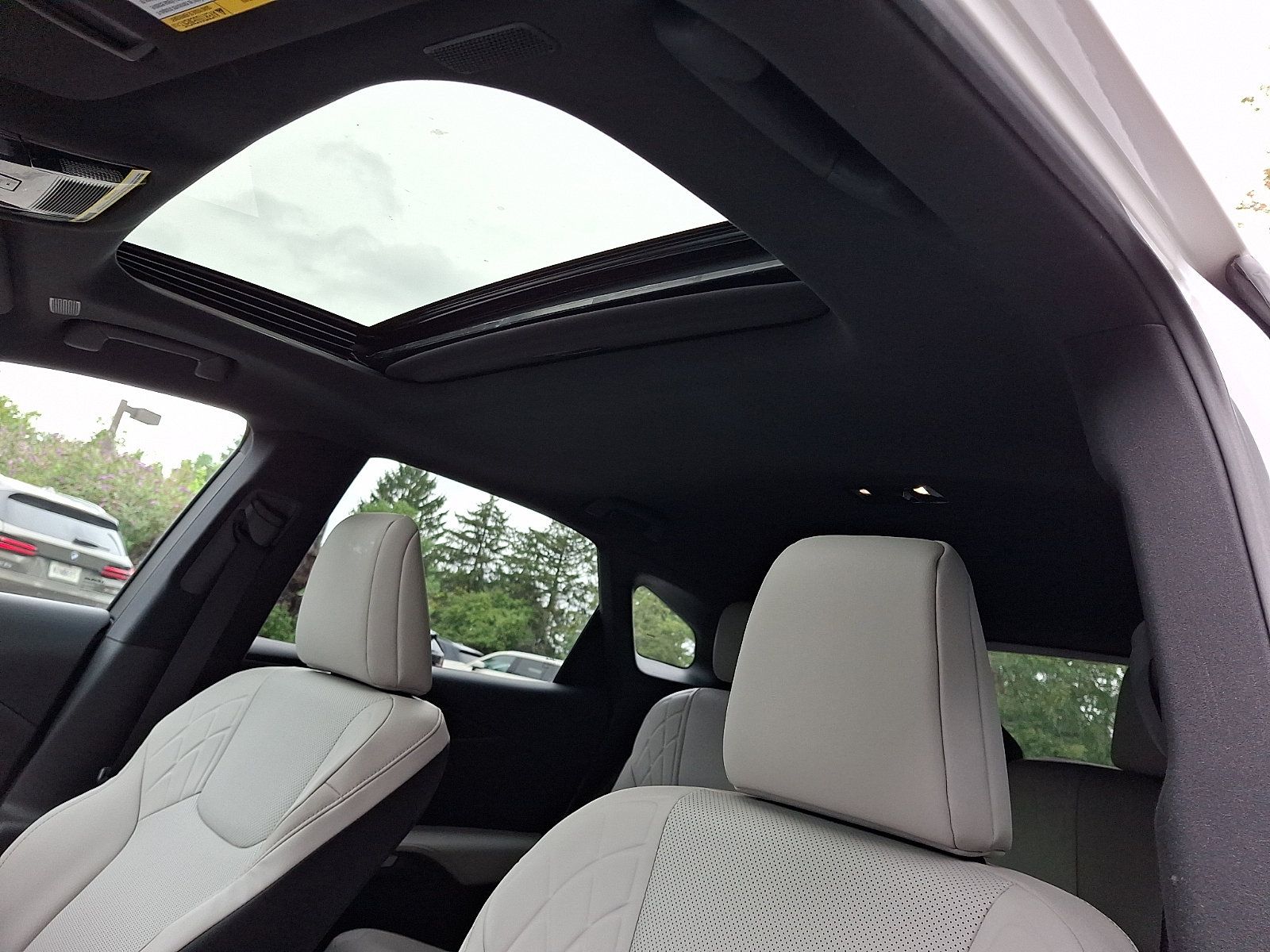 Certified 2023 Lexus RX 350 Premium w/ Accessory Package AWD/4WD image 15