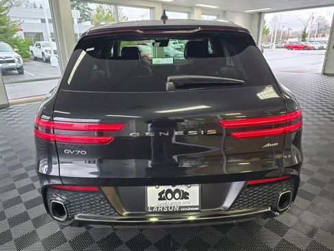 Used 2025 Genesis GV70 2.5T image 5