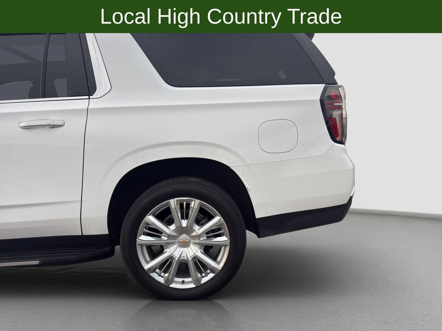 Used 2023 Chevrolet Suburban High Country AWD/4WD image 21
