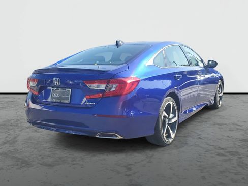 Used 2022 Honda Accord Sport image 4